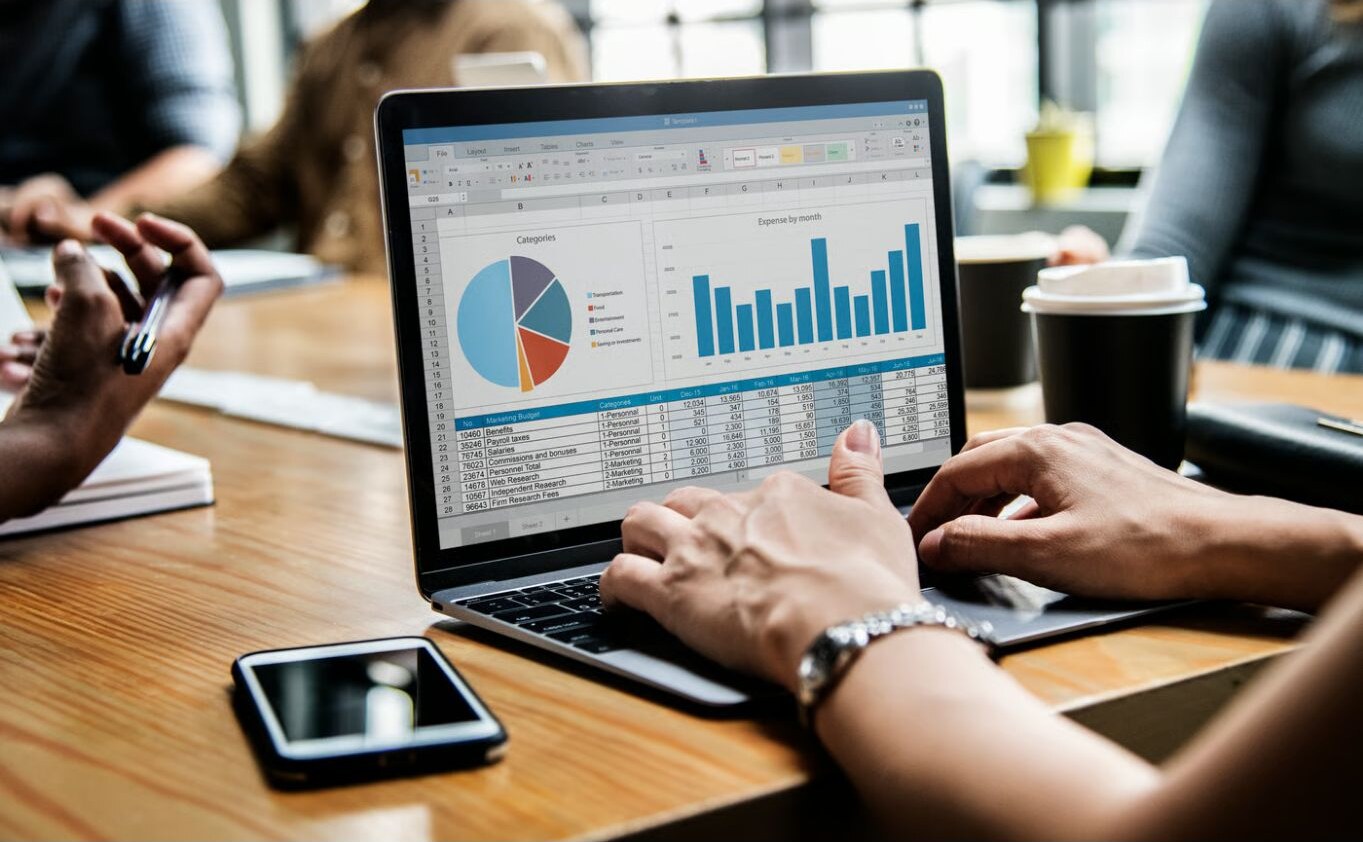 Nel B2B high-ticket il budget pubblicitario serve a produrre dati leggibili